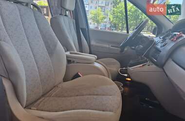 Минивэн Renault Grand Scenic 2006 в 
