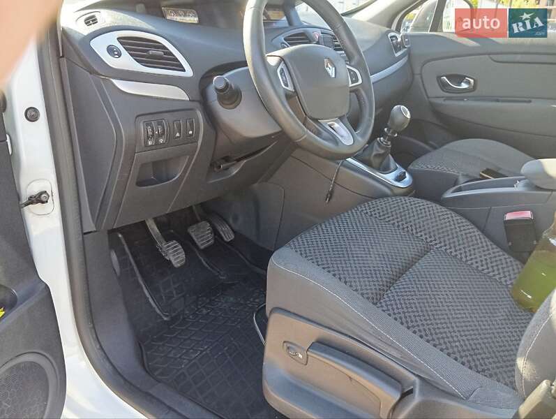 Минивэн Renault Grand Scenic 2011 в Луцке