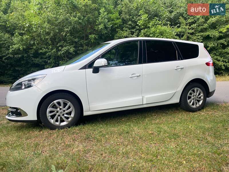 Renault Grand Scenic 2014