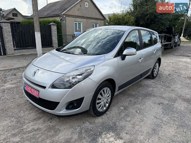 Renault Grand Scenic 2011