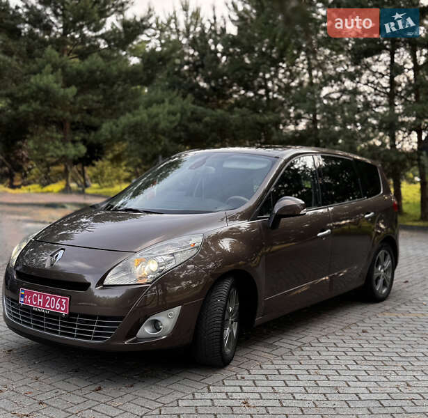 Минивэн Renault Grand Scenic 2010 в Дрогобыче