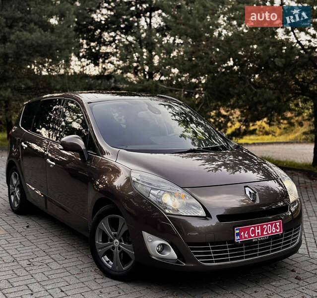 Минивэн Renault Grand Scenic 2010 в Дрогобыче