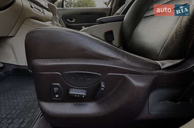 Минивэн Renault Grand Scenic 2010 в 