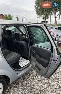 Минивэн Renault Grand Scenic 2005 в 
