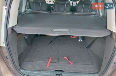 Минивэн Renault Grand Scenic 2009 в 