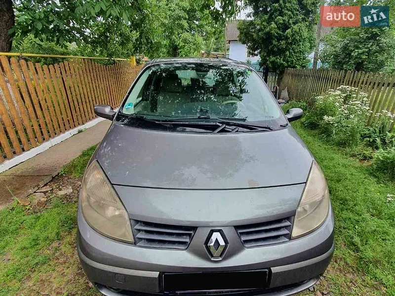 Renault Grand Scenic 2005