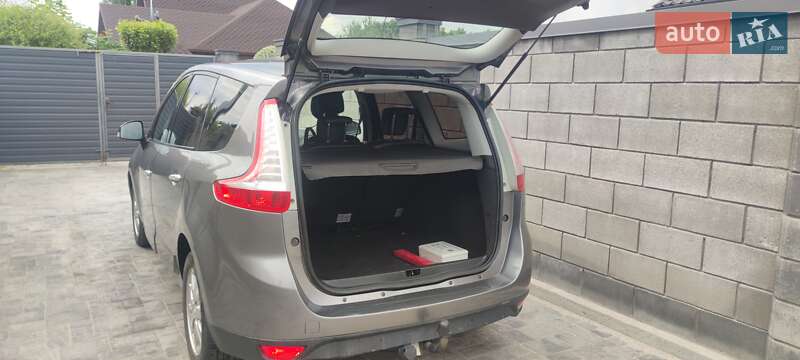 Минивэн Renault Grand Scenic 2011 в Буче