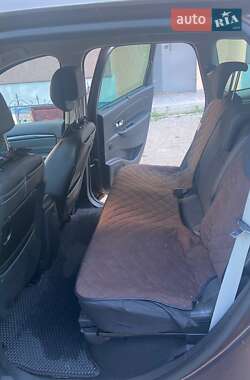 Мінівен Renault Grand Scenic 2012 в 