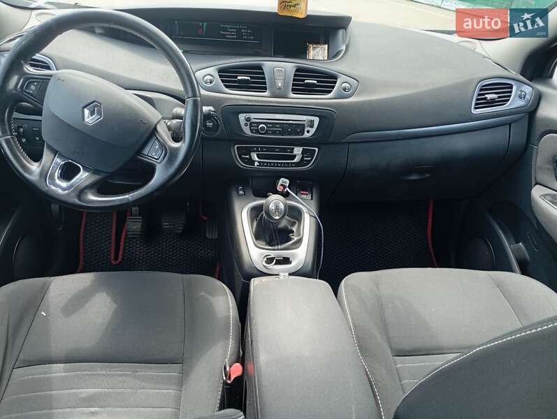 Минивэн Renault Grand Scenic 2014 в Дрогобыче