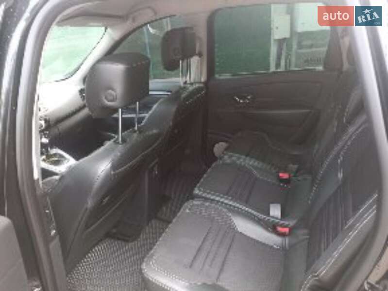 Минивэн Renault Grand Scenic 2015 в Киеве