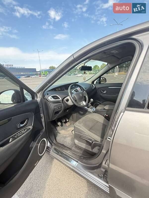 Минивэн Renault Grand Scenic 2009 в Подгородном