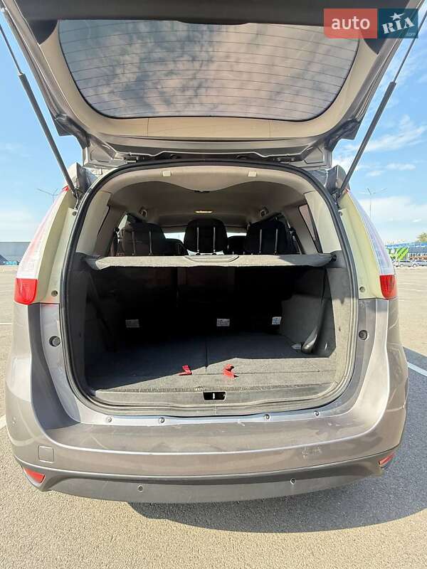 Минивэн Renault Grand Scenic 2009 в Подгородном