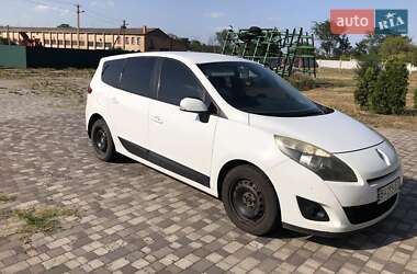 Мінівен Renault Grand Scenic 2010 в Кропивницькому