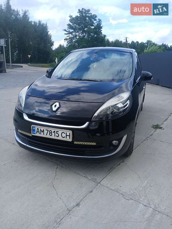 Renault Grand Scenic 2012