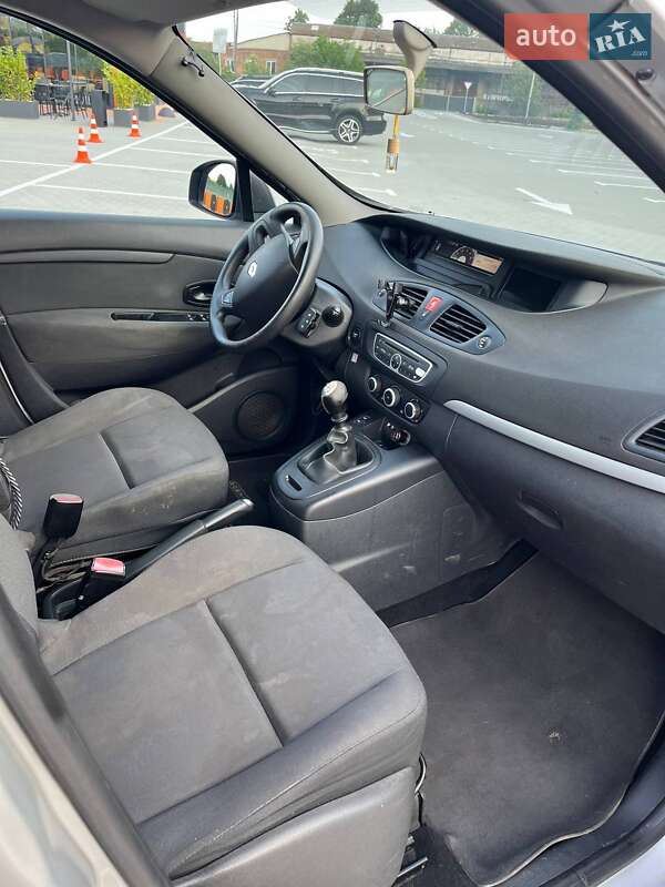 Минивэн Renault Grand Scenic 2011 в Виннице