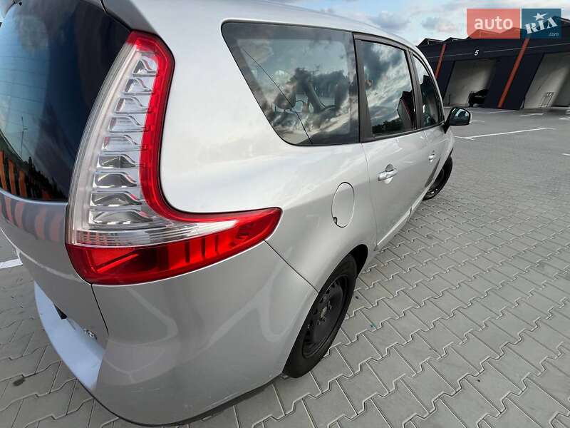 Минивэн Renault Grand Scenic 2011 в Виннице