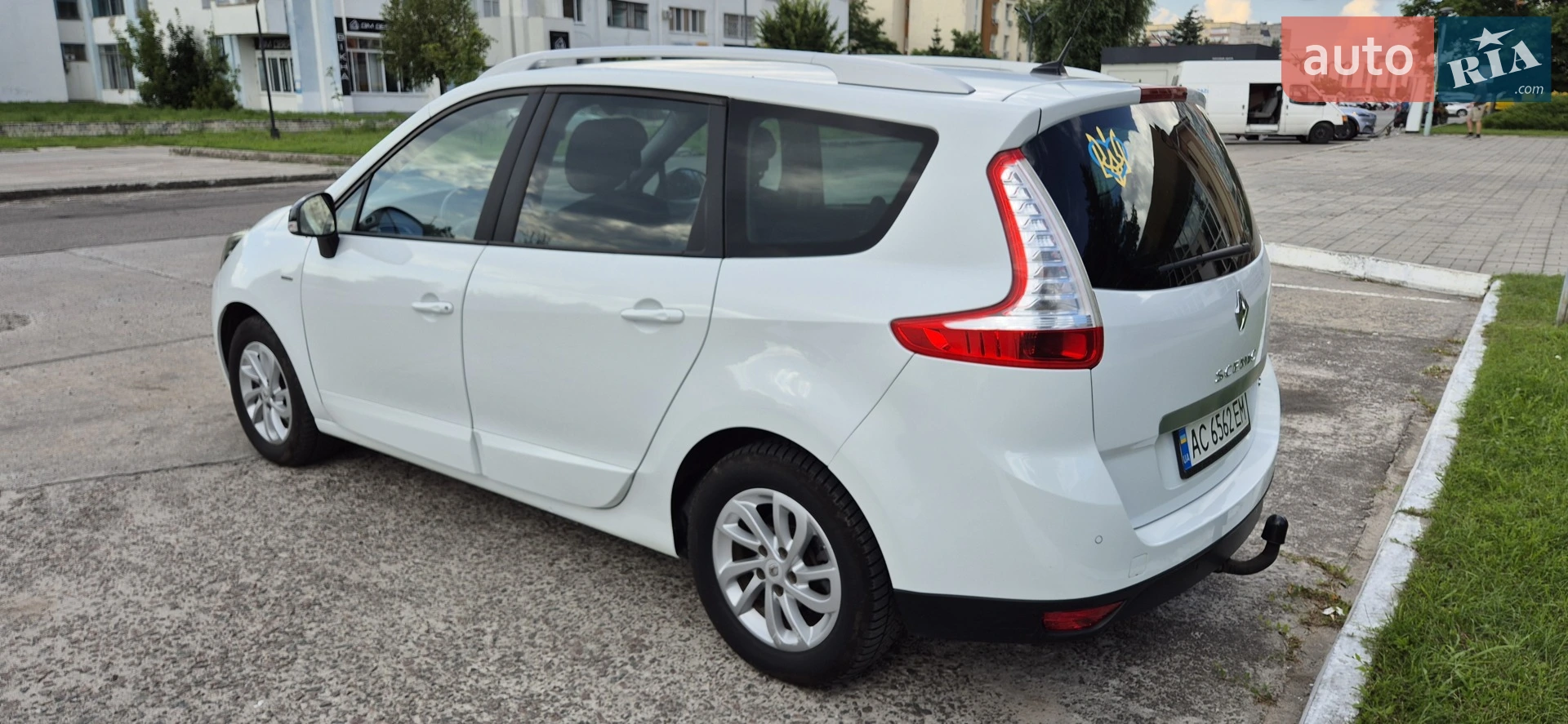 2015 Renault Scenic - мініатюра 4