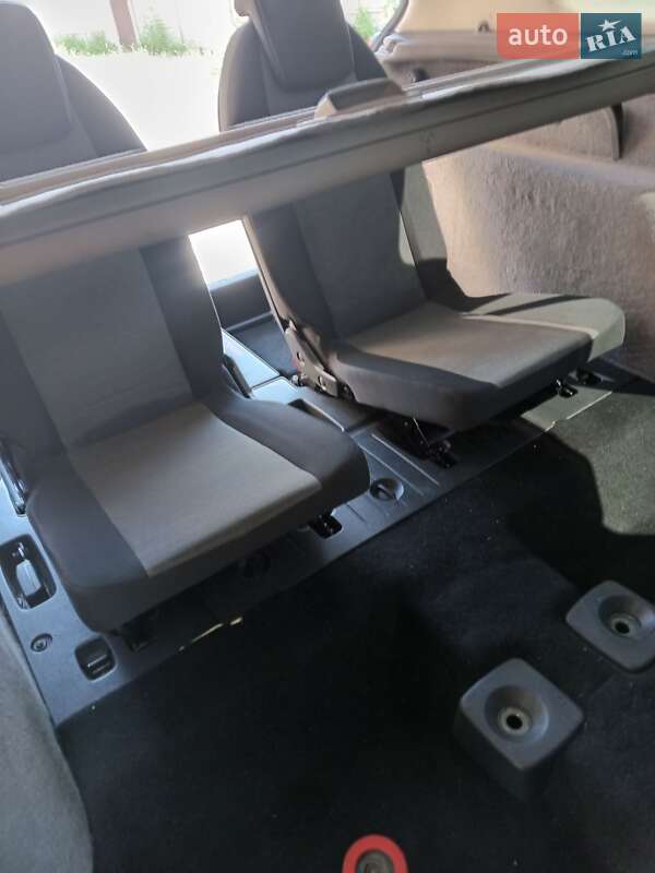 Мінівен Renault Grand Scenic 2004 в Києві