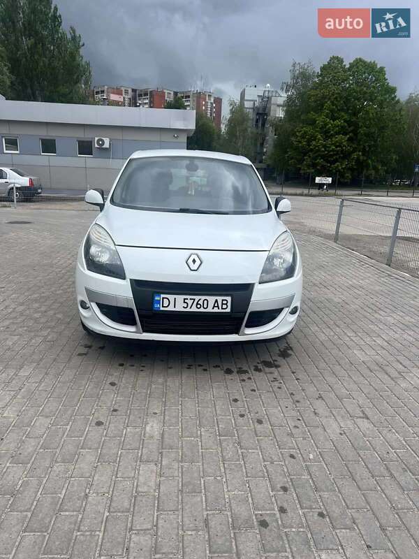 Минивэн Renault Grand Scenic 2010 в Днепре