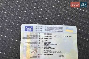 Минивэн Renault Grand Scenic 2011 в 