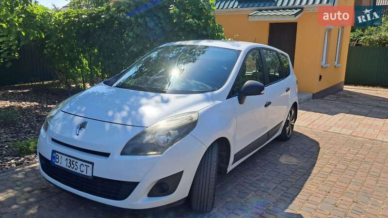 Renault Grand Scenic 2010 Renault Grand Scenic 2010