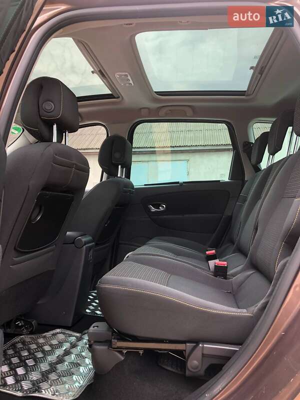 Минивэн Renault Grand Scenic 2011 в Ковеле