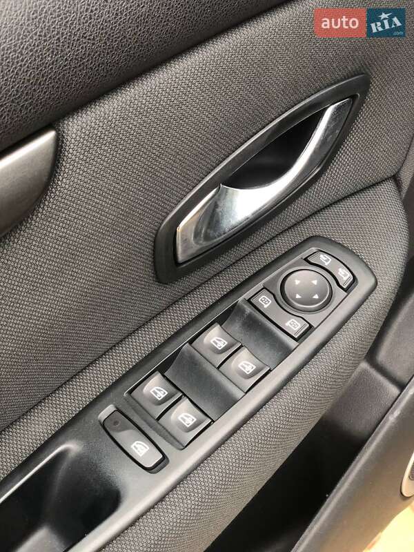 Минивэн Renault Grand Scenic 2011 в Ковеле