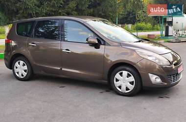 Минивэн Renault Grand Scenic 2010 в Звягеле
