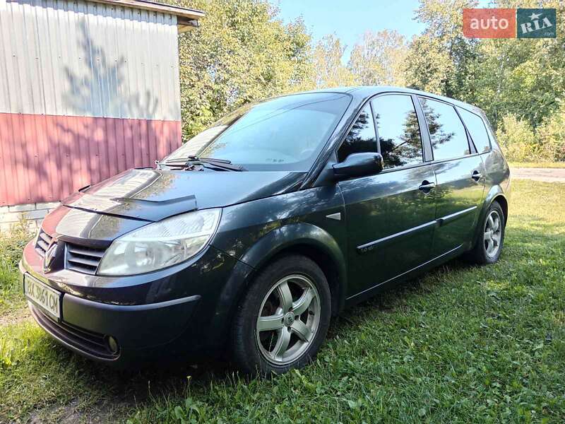 Renault Grand Scenic 2005
