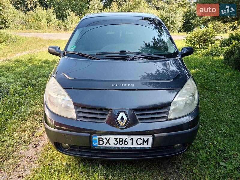 Минивэн Renault Grand Scenic 2005 в Грицеве