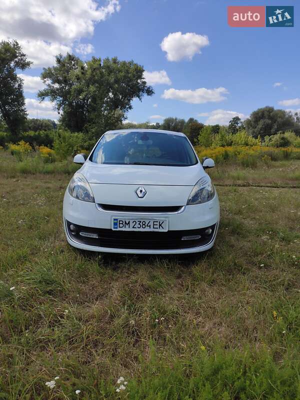 Минивэн Renault Grand Scenic 2013 в Ромнах