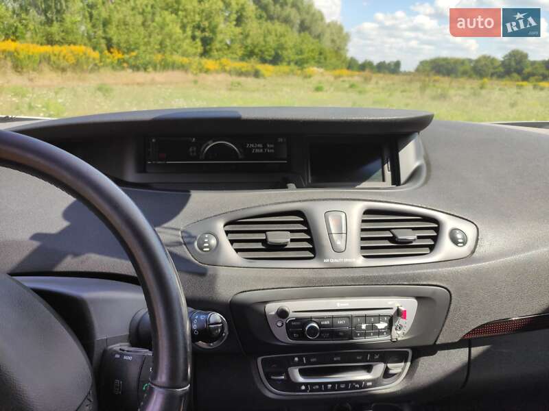 Минивэн Renault Grand Scenic 2013 в Ромнах