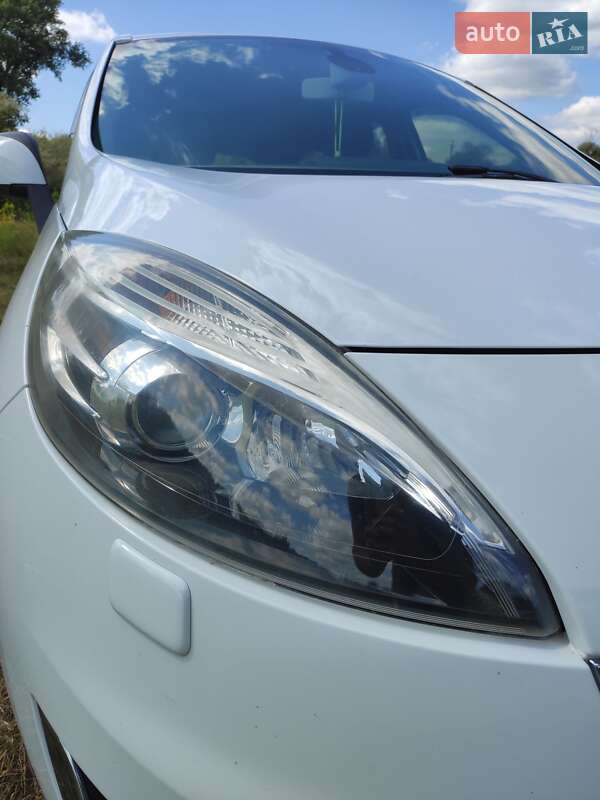 Минивэн Renault Grand Scenic 2013 в Ромнах