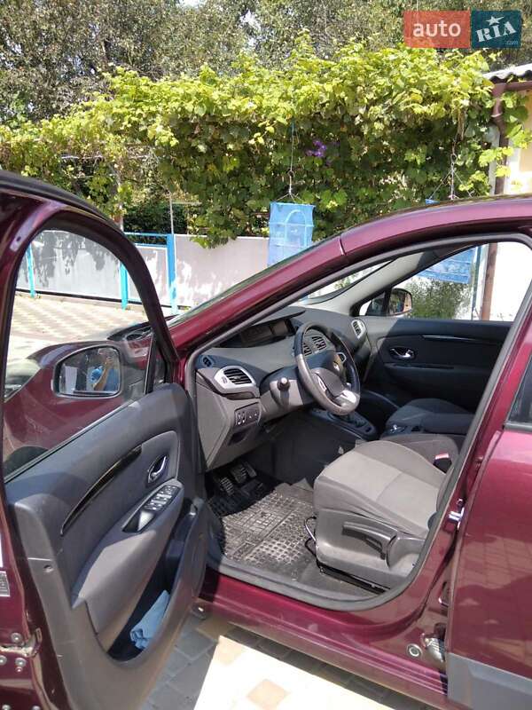 Мінівен Renault Grand Scenic 2012 в Кам'янець-Подільському