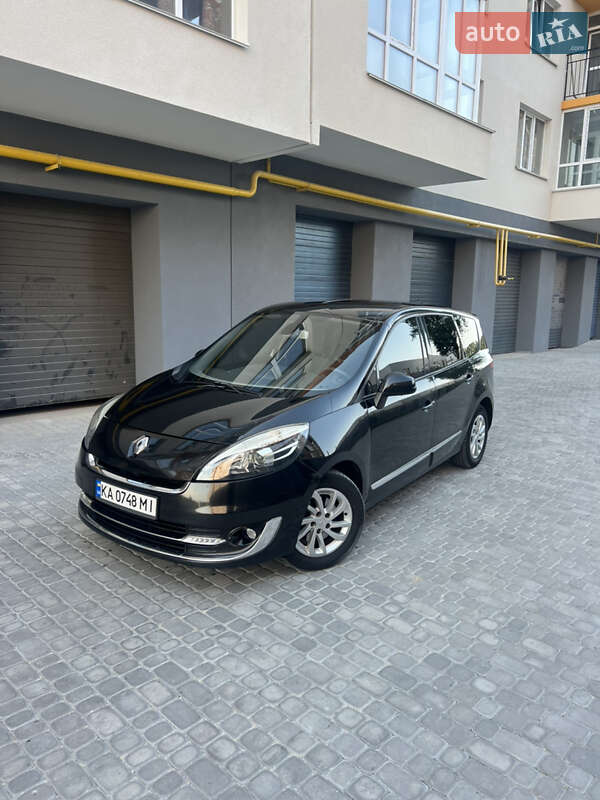Renault Grand Scenic 2012