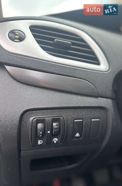 Минивэн Renault Grand Scenic 2010 в 