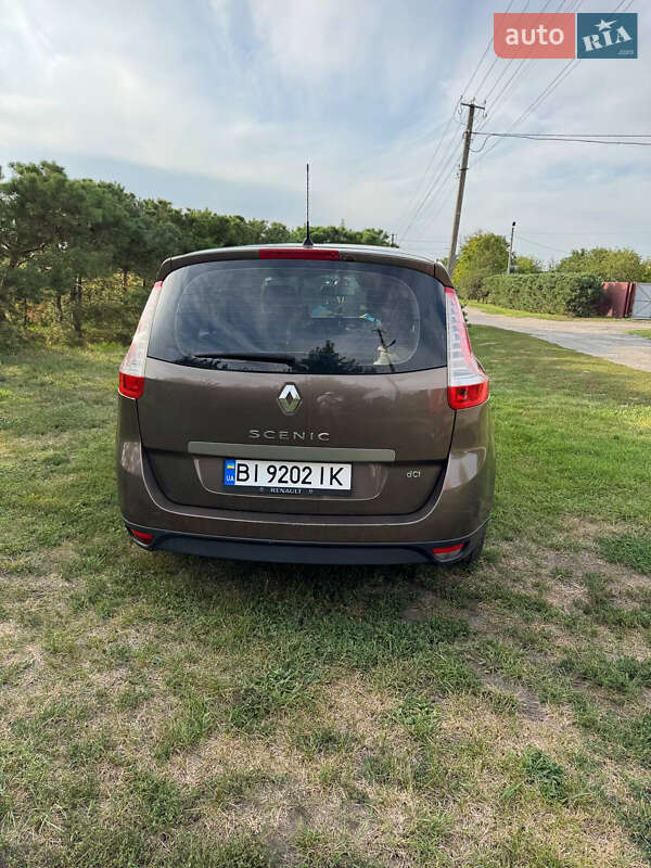 Мінівен Renault Grand Scenic 2011 в Кременчуці фото 6 Мінівен Renault Grand Scenic 2011 в Кременчуці