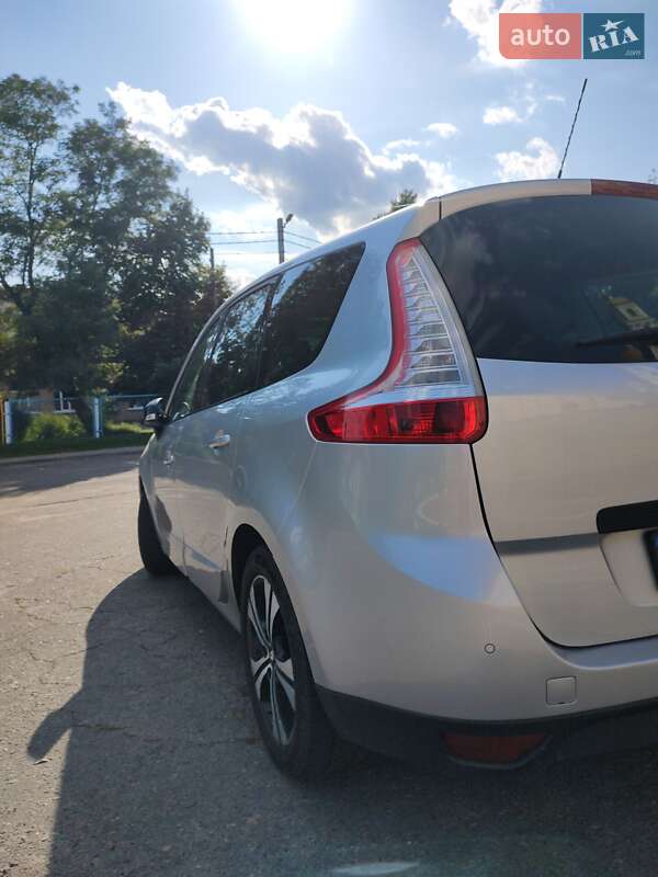 Минивэн Renault Grand Scenic 2010 в Белой Церкви