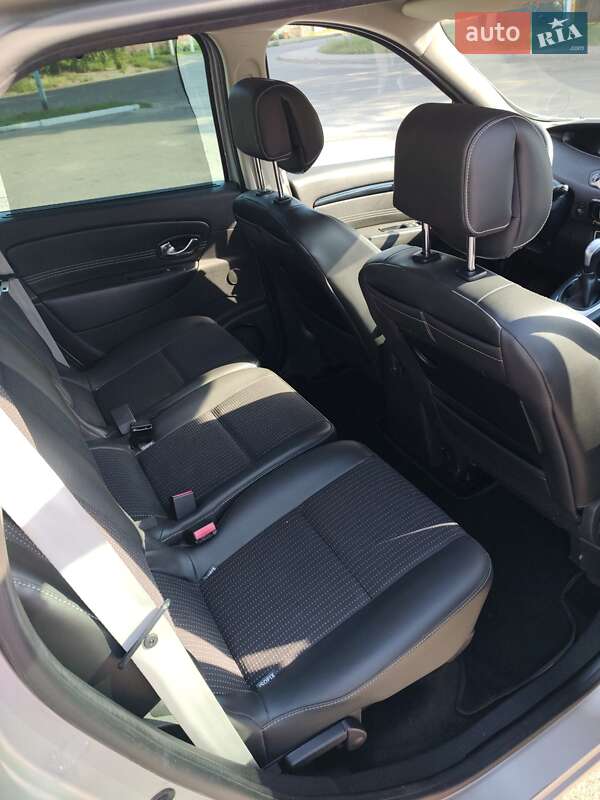 Минивэн Renault Grand Scenic 2010 в Белой Церкви