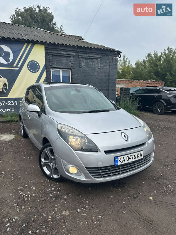Renault Grand Scenic 2010