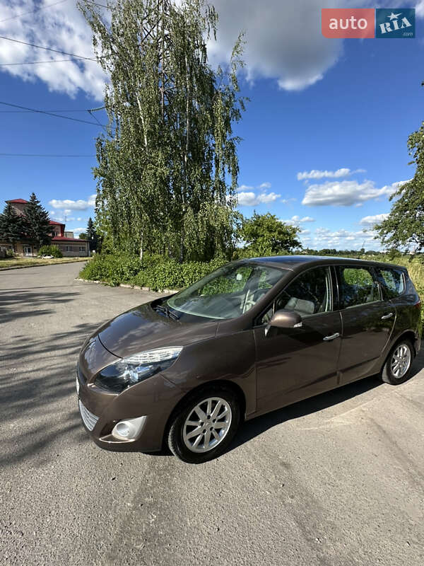 Минивэн Renault Grand Scenic 2009 в Ровно