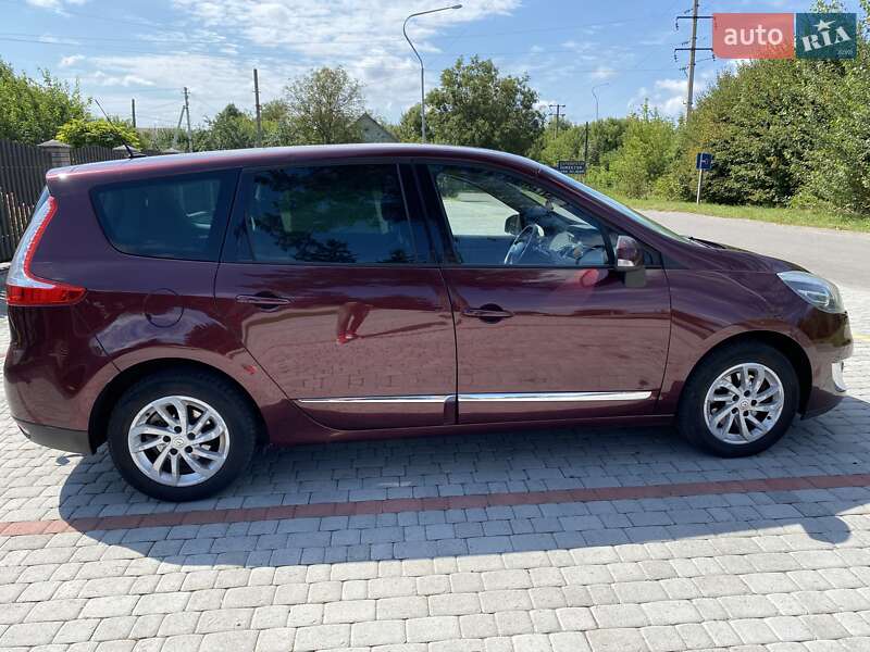 Минивэн Renault Grand Scenic 2013 в Староконстантинове