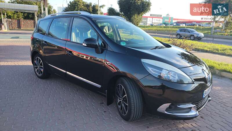 Минивэн Renault Grand Scenic 2013 в 