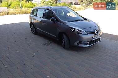 Минивэн Renault Grand Scenic 2016 в 