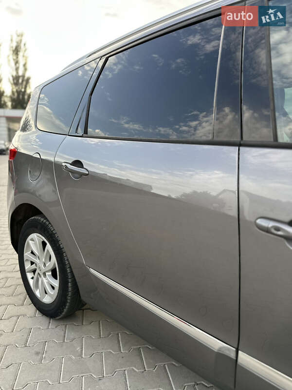 Мінівен Renault Grand Scenic 2015 в Мостиській