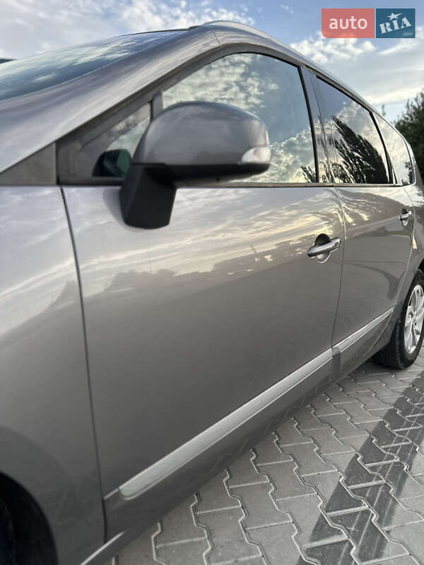 Мінівен Renault Grand Scenic 2015 в Мостиській