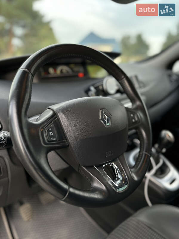 Мінівен Renault Grand Scenic 2015 в Мостиській