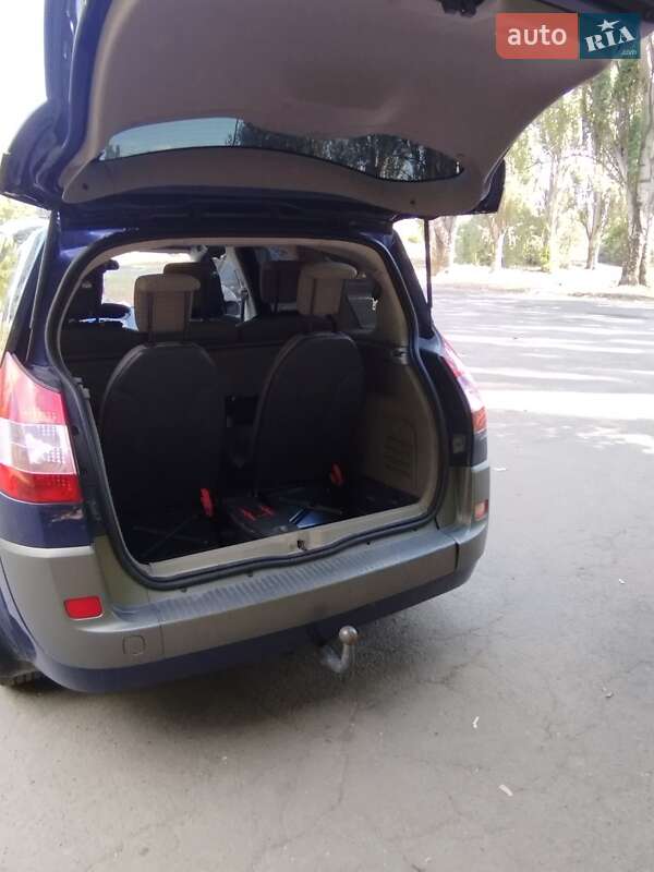 Мінівен Renault Grand Scenic 2004 в Кривому Розі фото 22 Мінівен Renault Grand Scenic 2004 в Кривому Розі