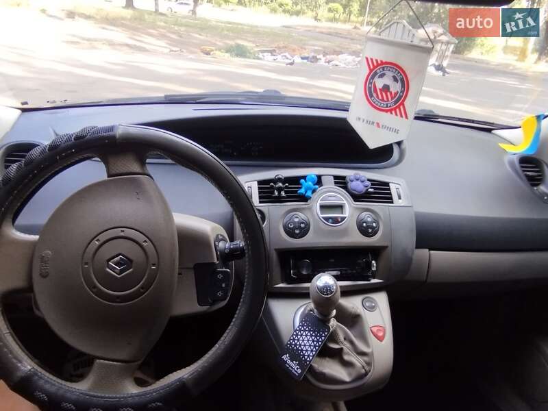 Мінівен Renault Grand Scenic 2004 в Кривому Розі фото 26 Мінівен Renault Grand Scenic 2004 в Кривому Розі