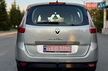 Минивэн Renault Grand Scenic 2012 в 